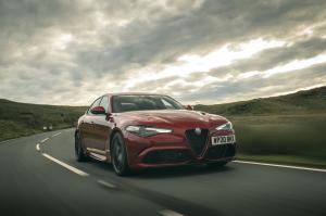 Alfa Romeo Giulia Quadrifoglio 2020 года  (UK)